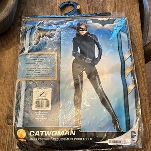 Cat woman Halloween costume